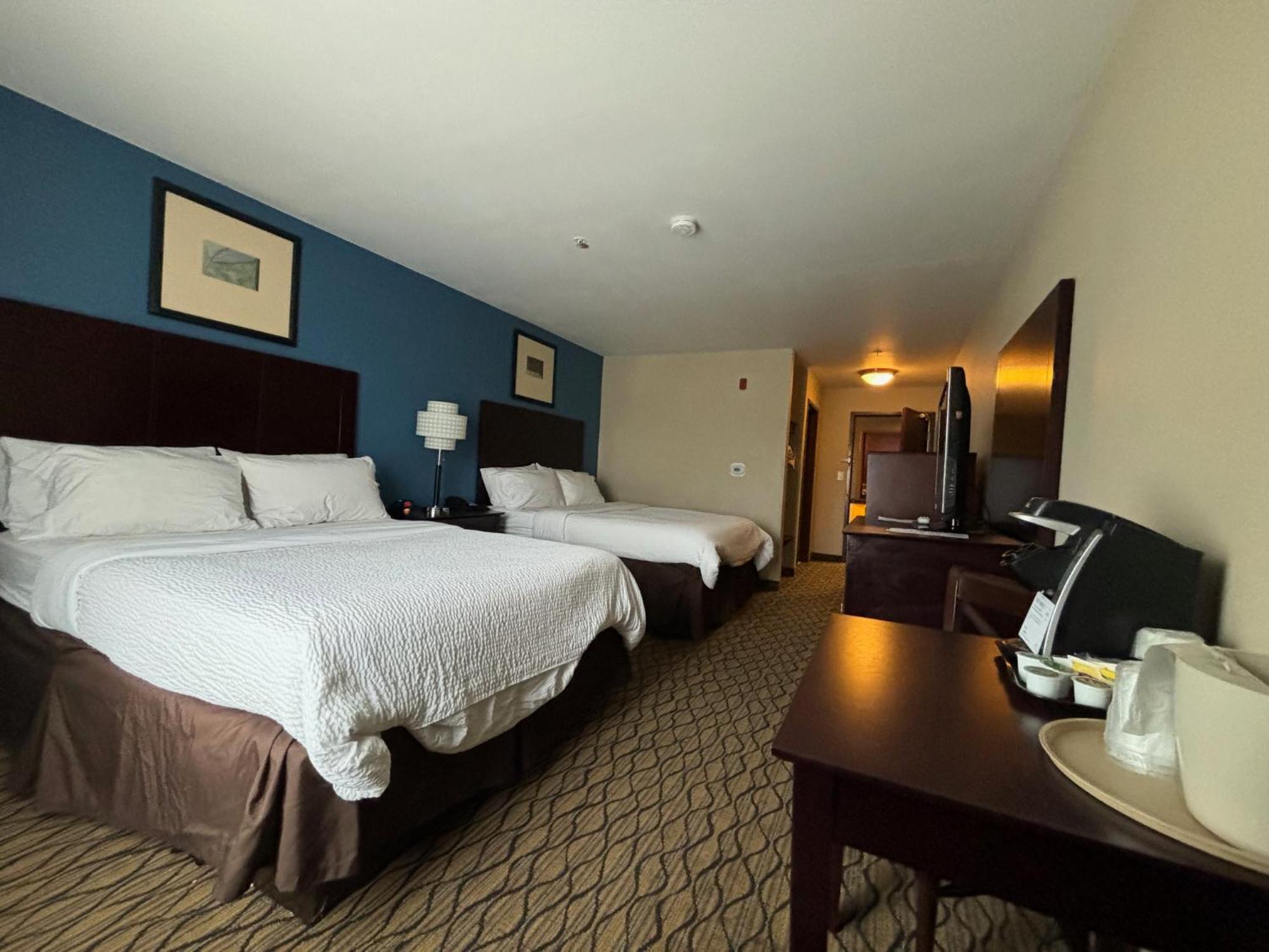 Holiday Inn Express Belle Vernon Exterior foto