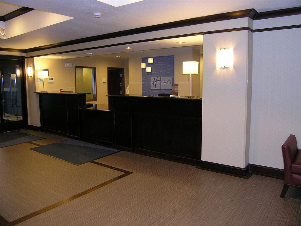 Holiday Inn Express Belle Vernon Exterior foto